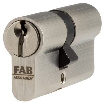 ZÁMKY, ŠTÍTKY, KLIKY, CYLINDRICKÉ VLOŽKY 