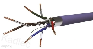 Datový kabel FTP CAT 5E LSZH, cena za 1m